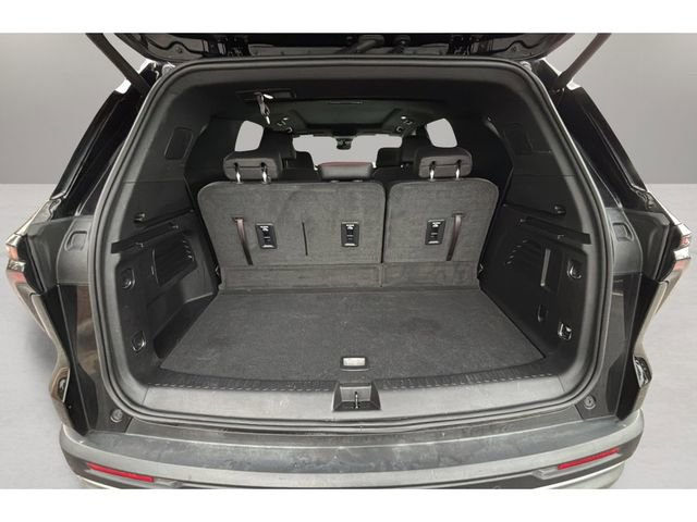 Used 2025 Chevrolet Traverse Z71 w/ Enhanced Driving Package image 32