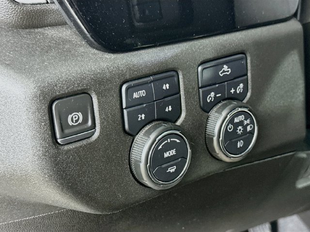 Used 2022 Chevrolet Silverado 1500 RST w/ Z71 Off-Road Package AWD/4WD image 15