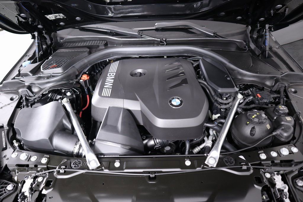 New 2025 BMW 530i xDrive w/ M Sport Package AWD/4WD image 21