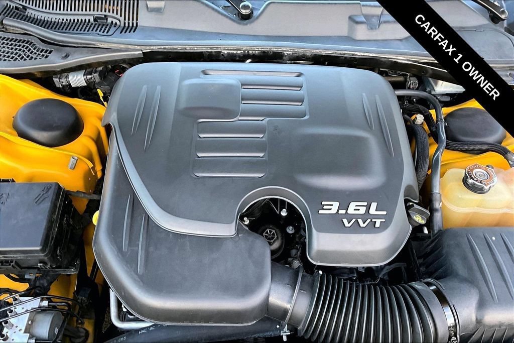 Used 2018 Dodge Challenger SXT w/ Blacktop Package RWD image 27