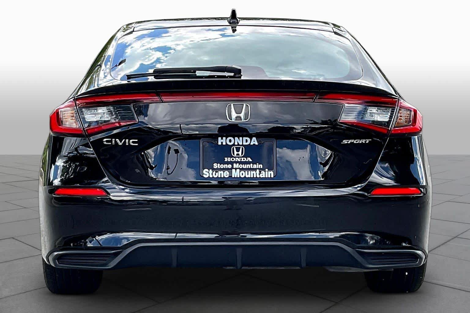 Used 2025 Honda Civic Sport image 5