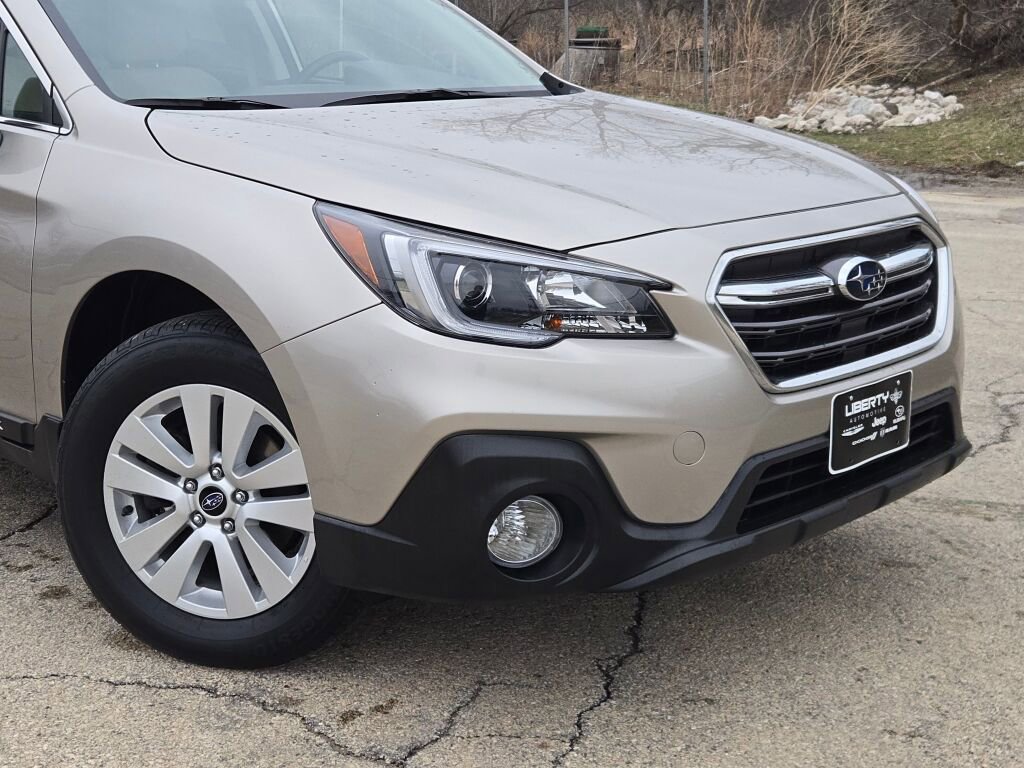 Used 2018 Subaru Outback 2.5i Premium image 2