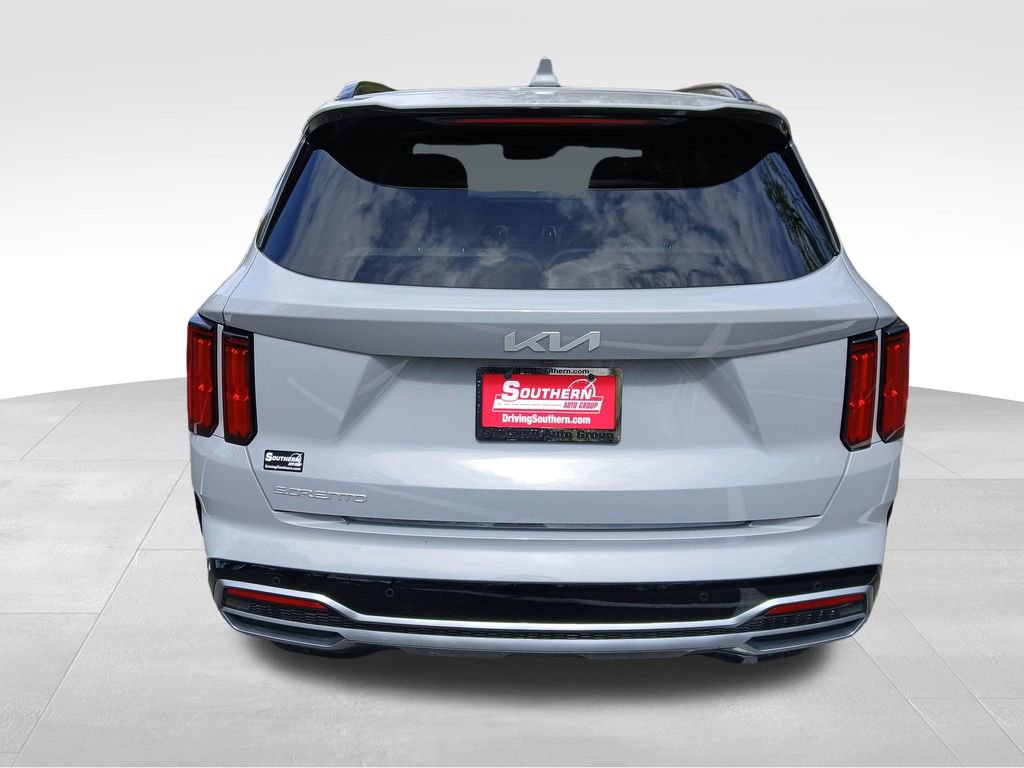 Used 2023 Kia Sorento SX image 10