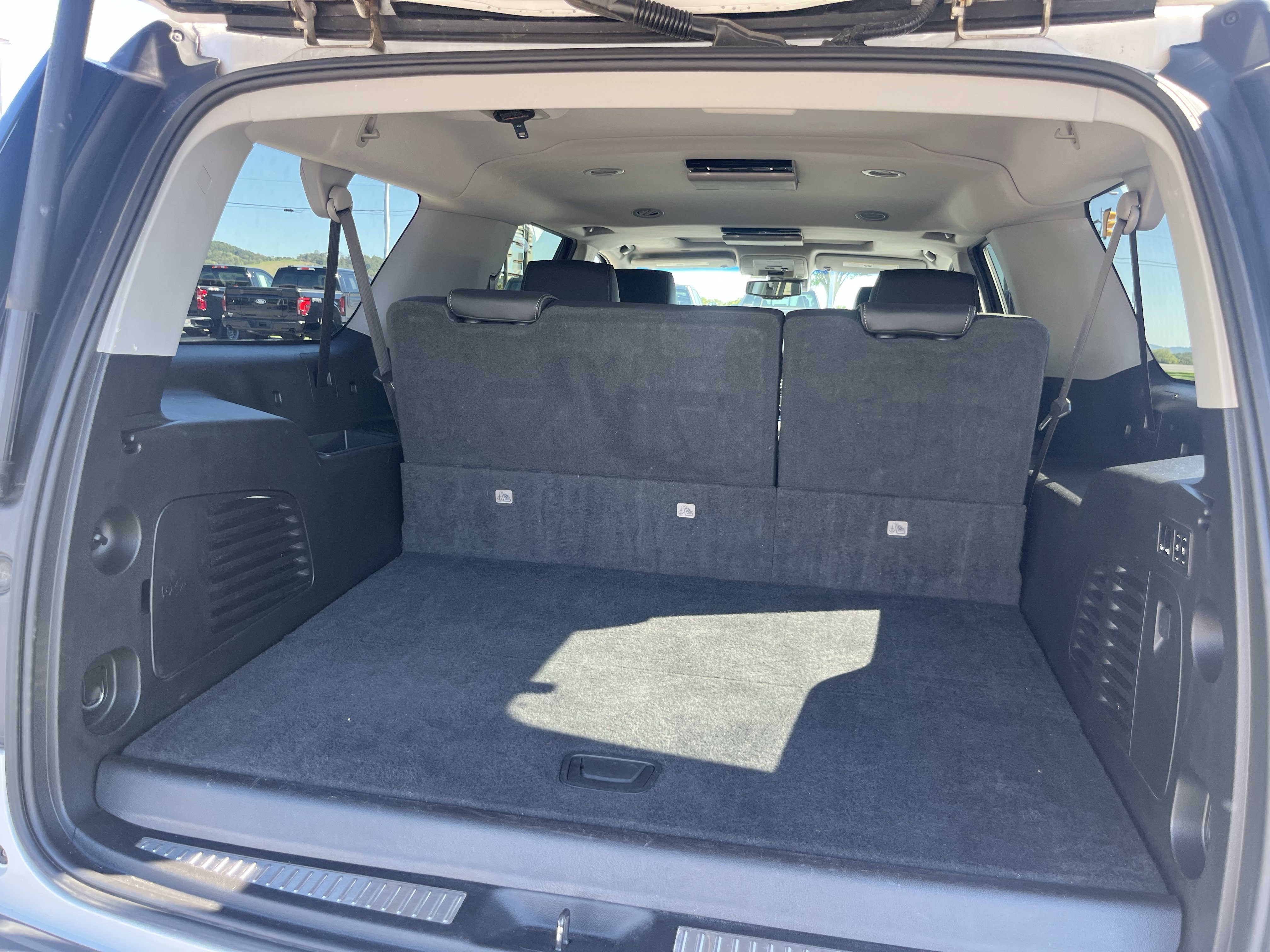 Used 2019 GMC Yukon XL Denali w/ Open Road Package AWD/4WD image 5