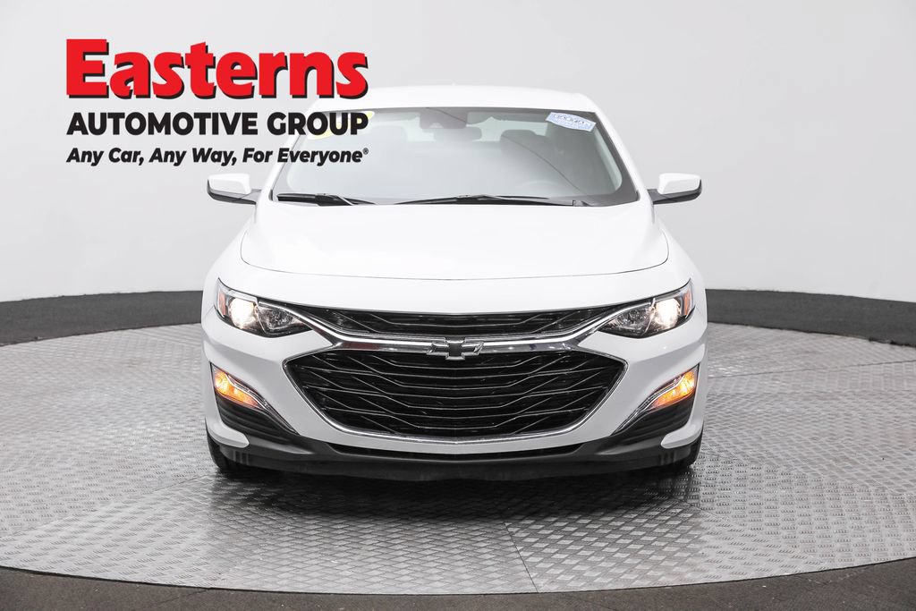 Used 2024 Chevrolet Malibu RS FWD image 2