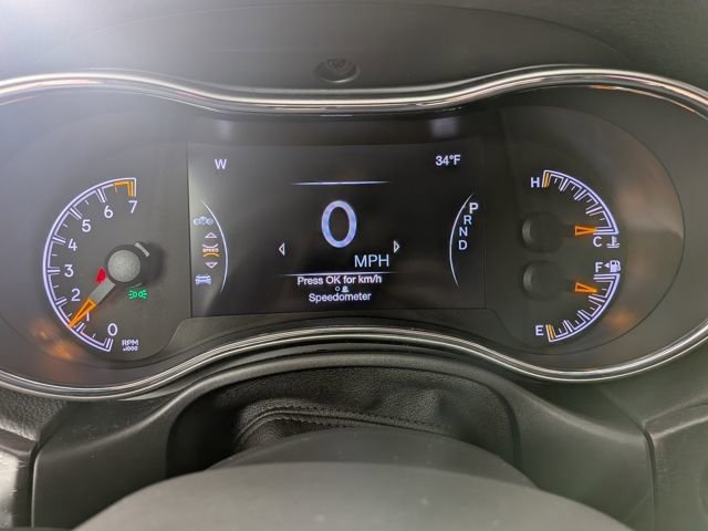 Used 2018 Jeep Grand Cherokee Altitude image 4