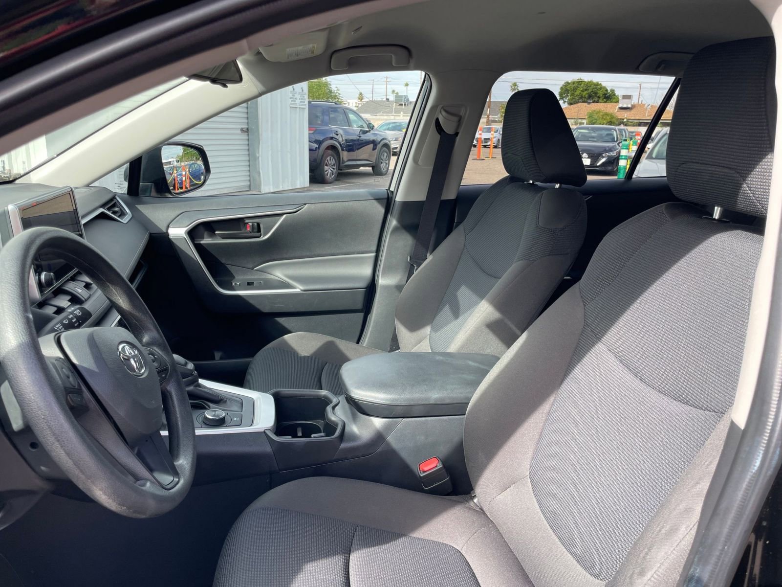 Used 2025 Toyota RAV4 LE image 35