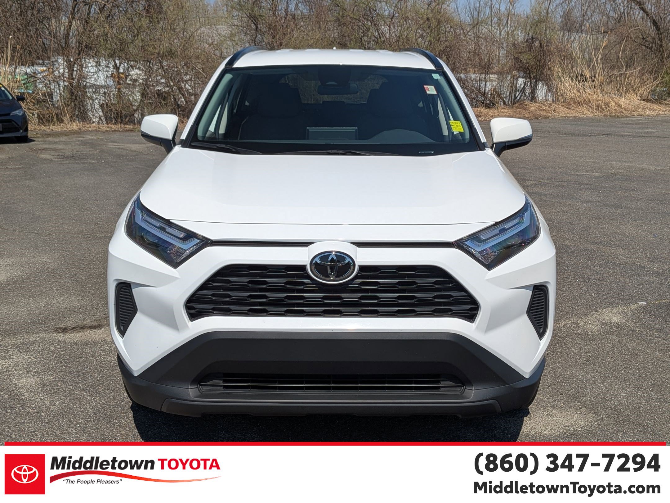 Used 2025 Toyota RAV4 XLE image 8