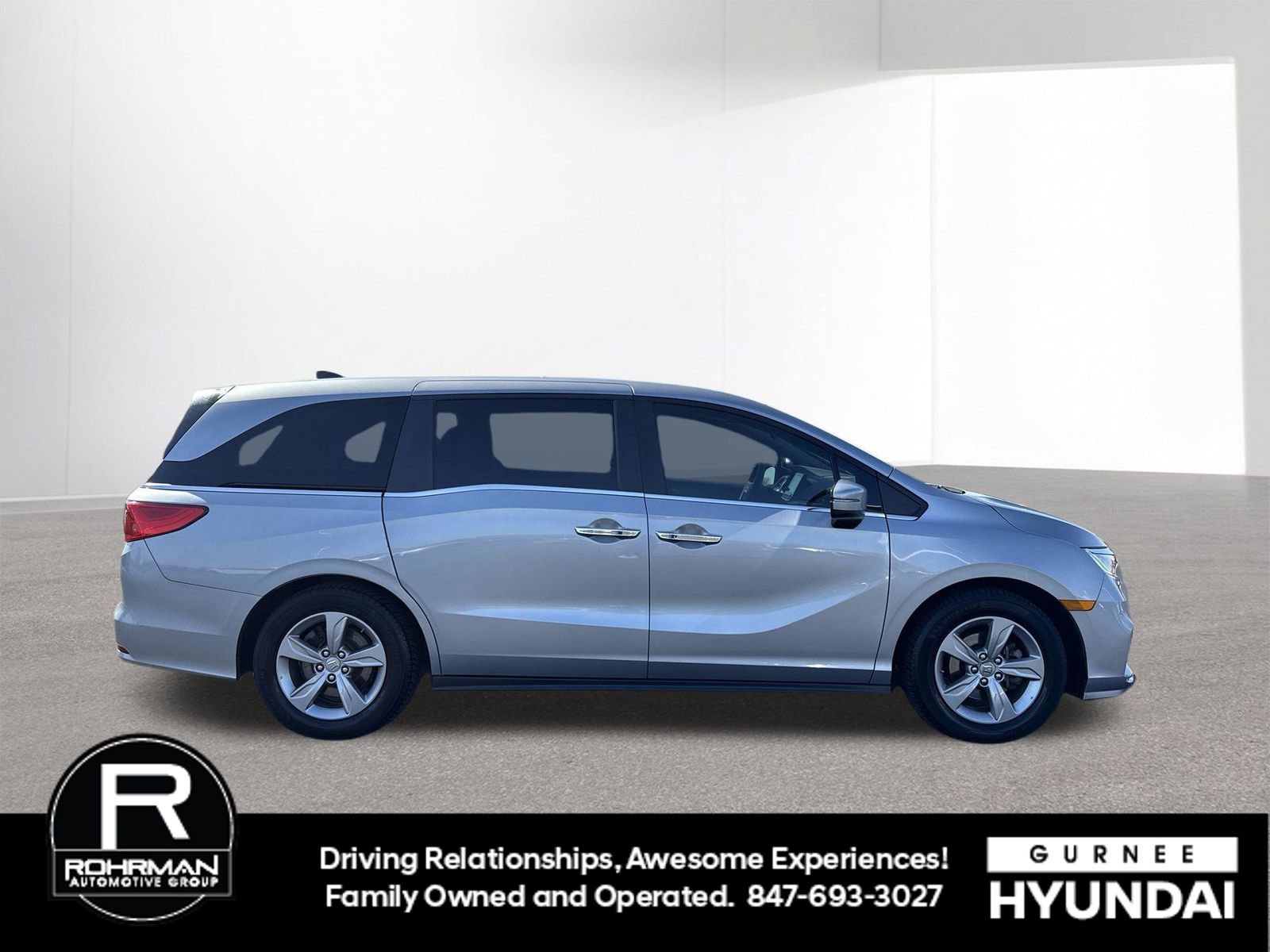 Used 2018 Honda Odyssey EX image 9