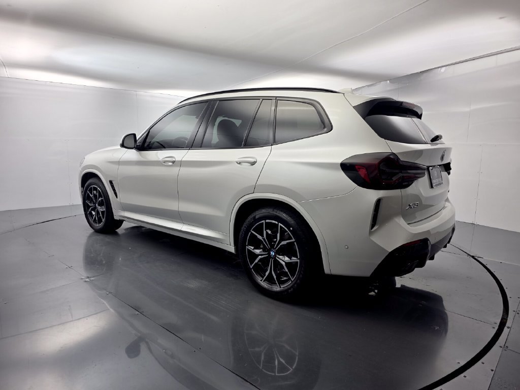 Certified 2024 BMW X3 xDrive30i w/ Premium Package AWD/4WD image 4