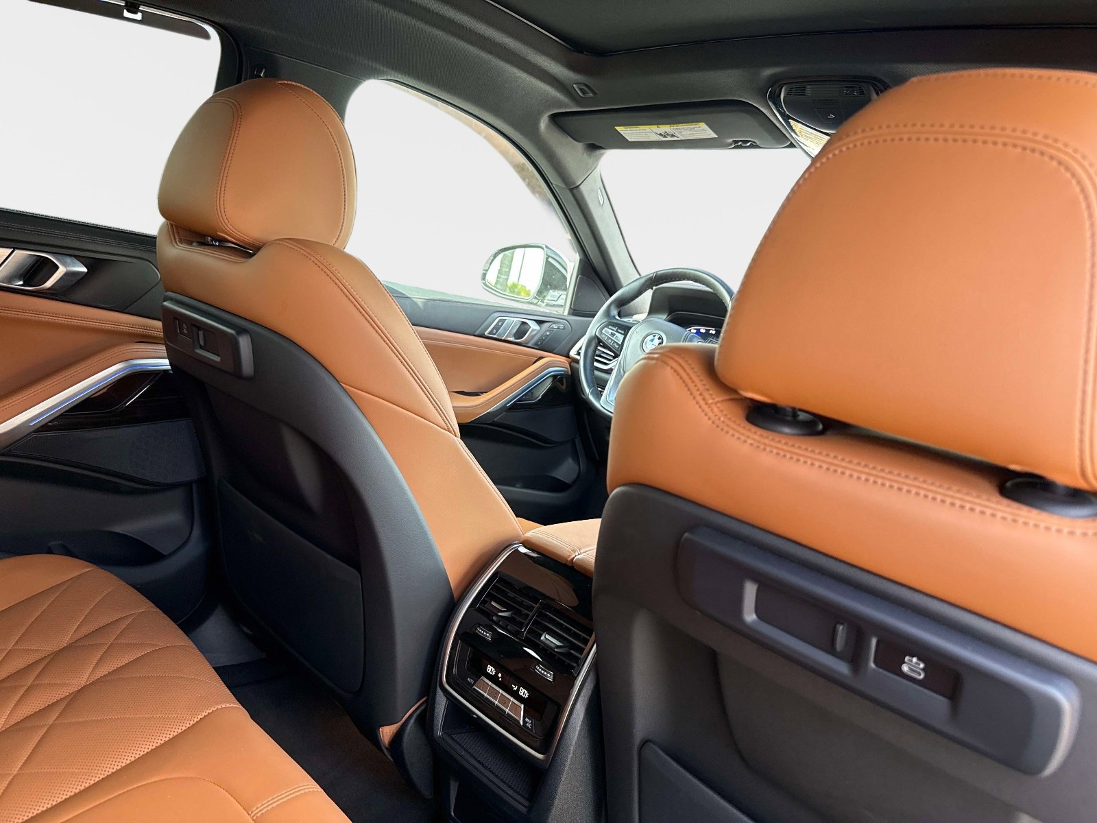 Used 2023 BMW X6 xDrive40i w/ Premium Package image 29