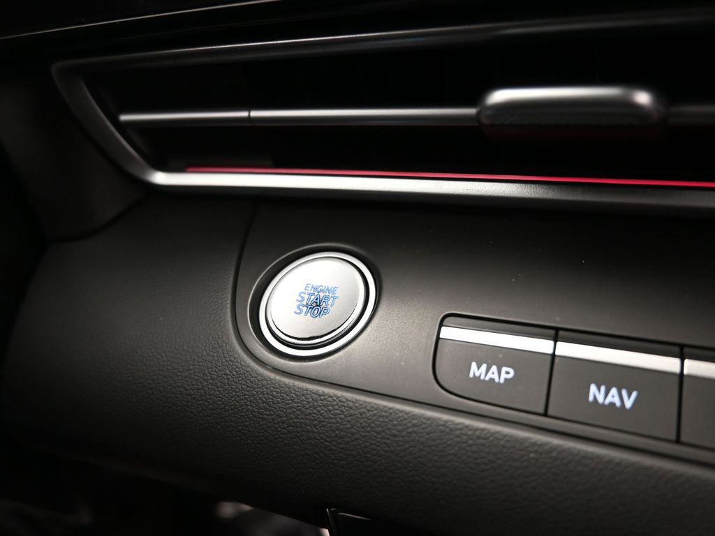 Used 2024 Hyundai Elantra SEL image 23