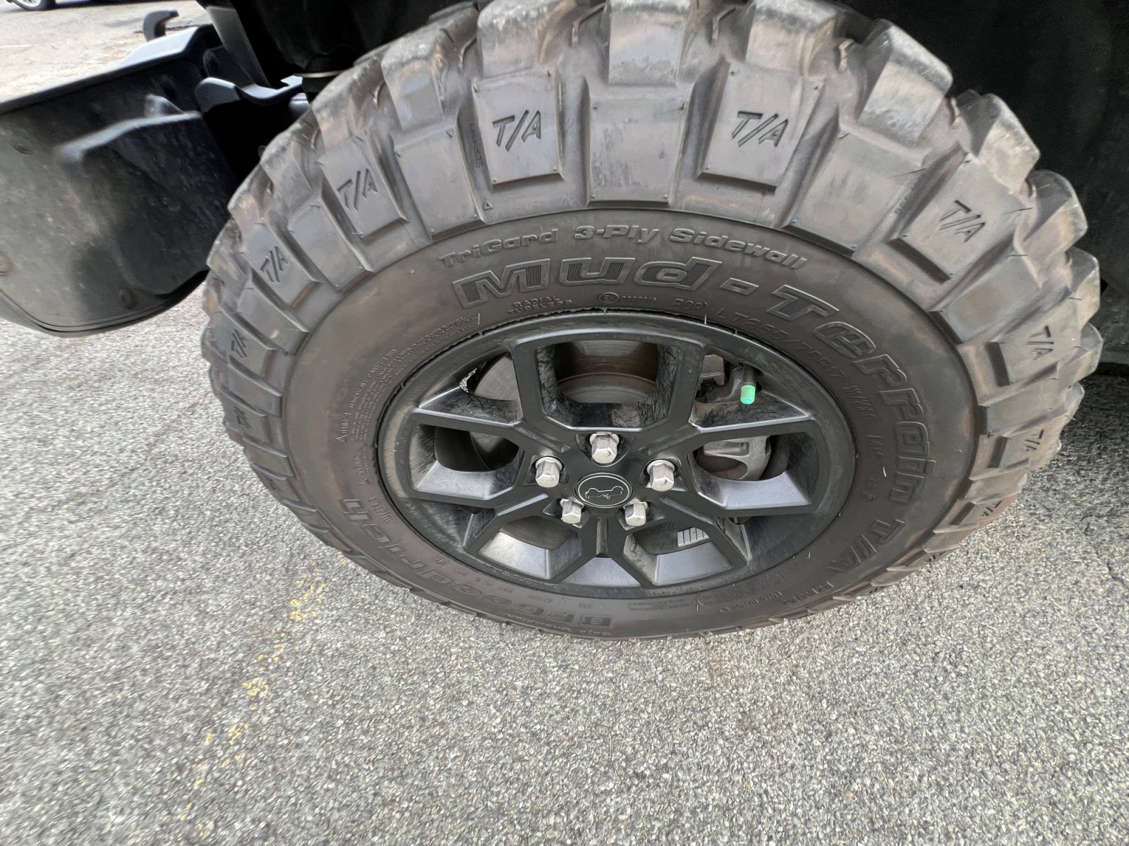 Used 2025 Jeep Gladiator Sport image 28