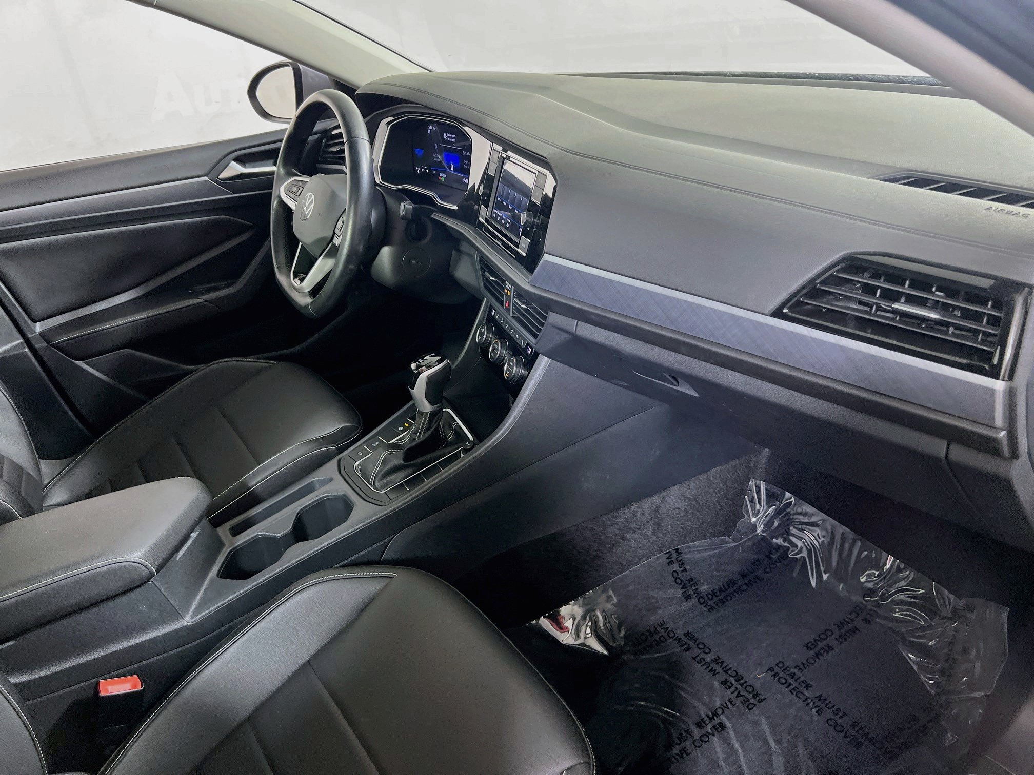 Used 2023 Volkswagen Jetta SE FWD image 28