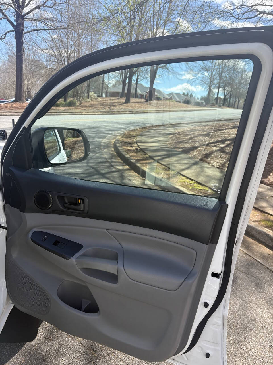 Used 2013 Toyota Tacoma PreRunner w/ Convenience Pkg RWD image 34