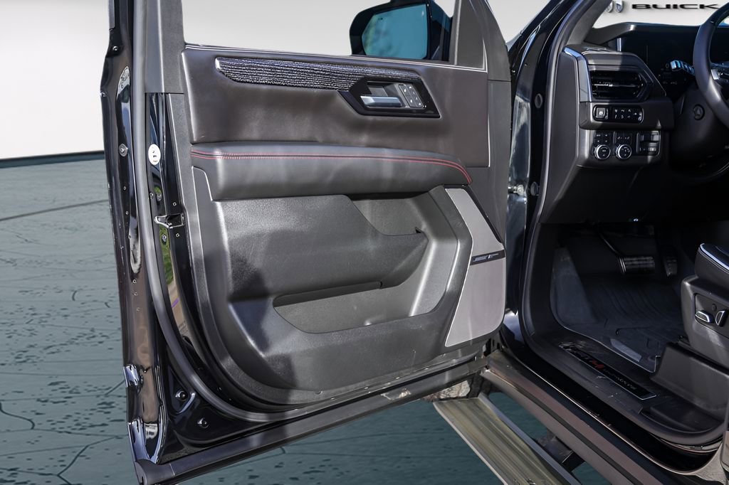 Certified 2025 GMC Yukon AT4 Ultimate image 26