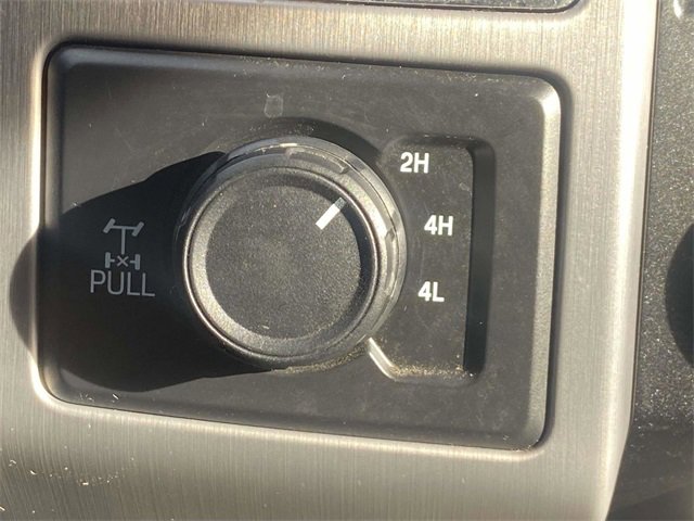 Certified 2018 Ford F250 Platinum w/ FX4 Off-Road Package image 26