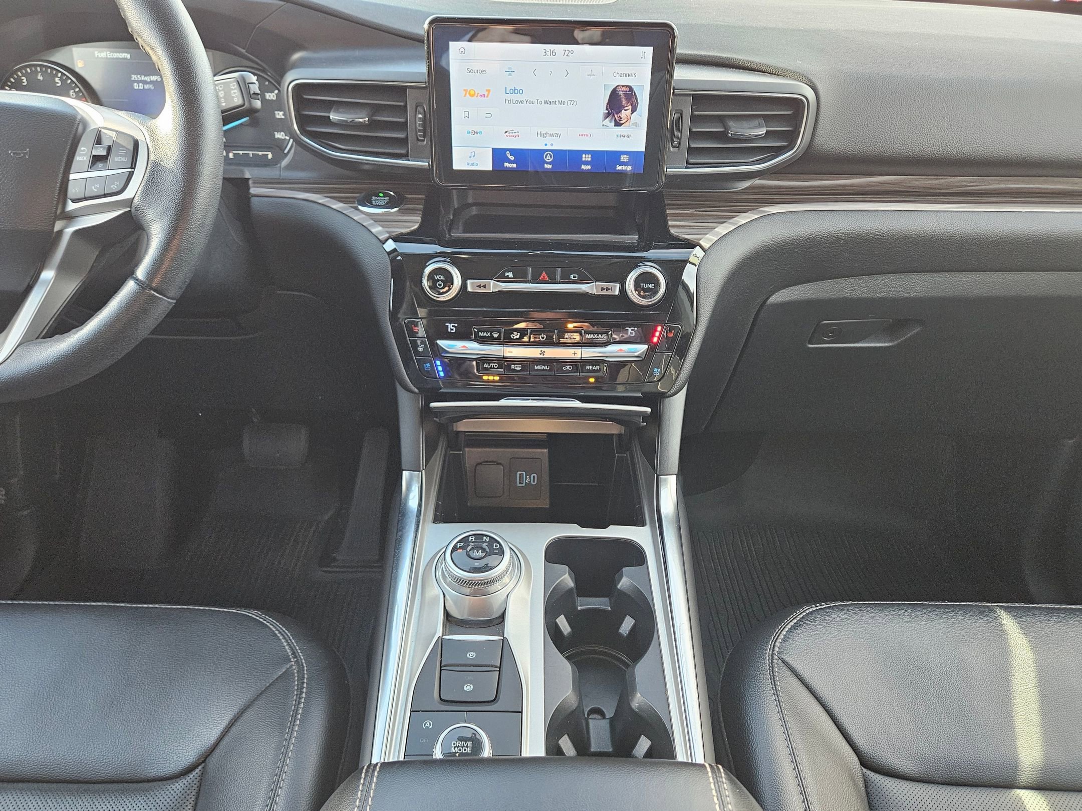 Used 2021 Ford Explorer Limited w/ Equipment Group 301A image 10