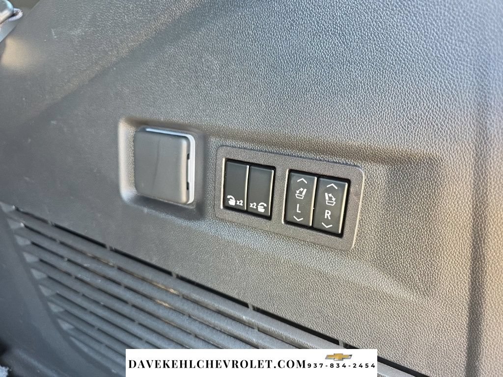 Used 2023 Chevrolet Tahoe RST w/ Luxury Package AWD/4WD image 37