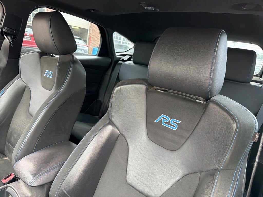 Used 2017 Ford Focus RS AWD/4WD image 9