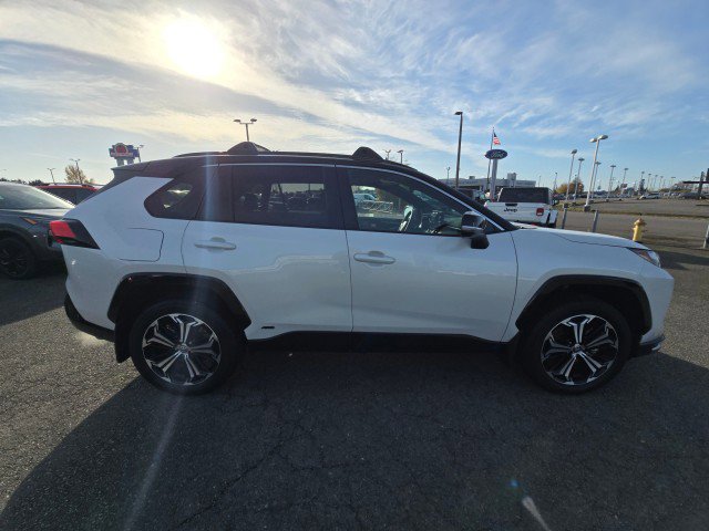 Used 2025 Toyota RAV4 XSE image 3