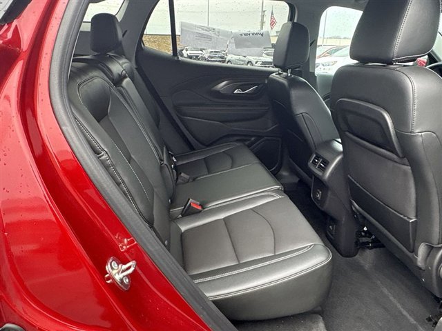 Certified 2024 GMC Terrain SLT FWD image 25
