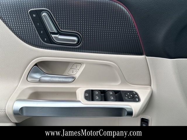 Certified 2023 Mercedes-Benz EQB 300 4MATIC image 7