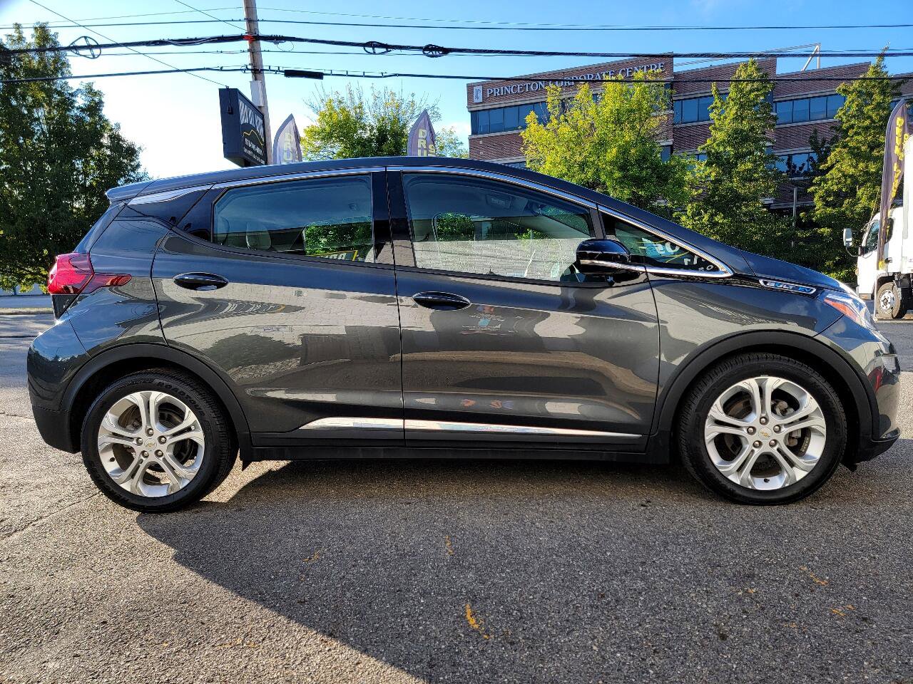 Used 2019 Chevrolet Bolt LT image 6
