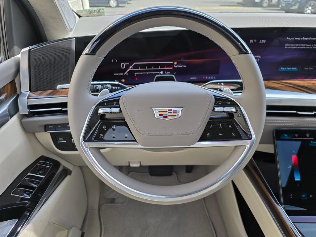 New 2026 Cadillac Escalade Platinum Luxury image 30