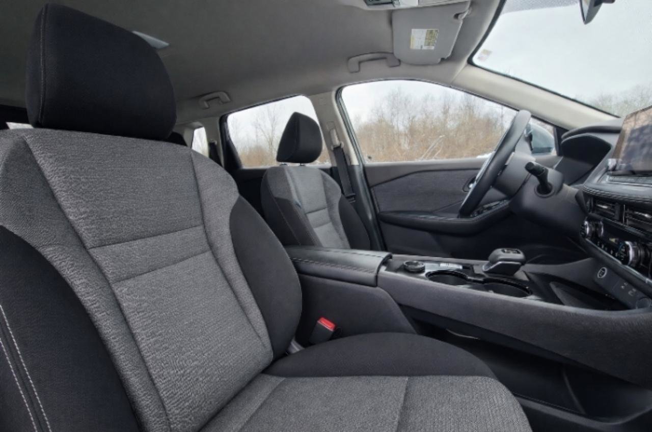 Used 2021 Nissan Rogue SV AWD/4WD image 12