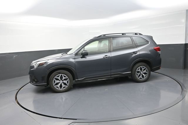 Used 2023 Subaru Forester Premium image 91