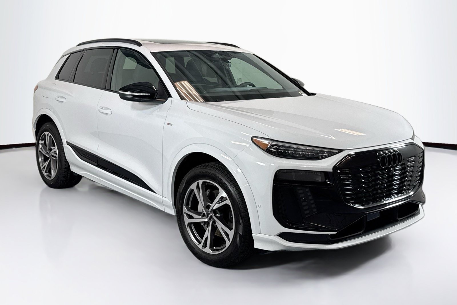 New 2027 Audi Q6 e-tron Premium Plus AWD/4WD image 3