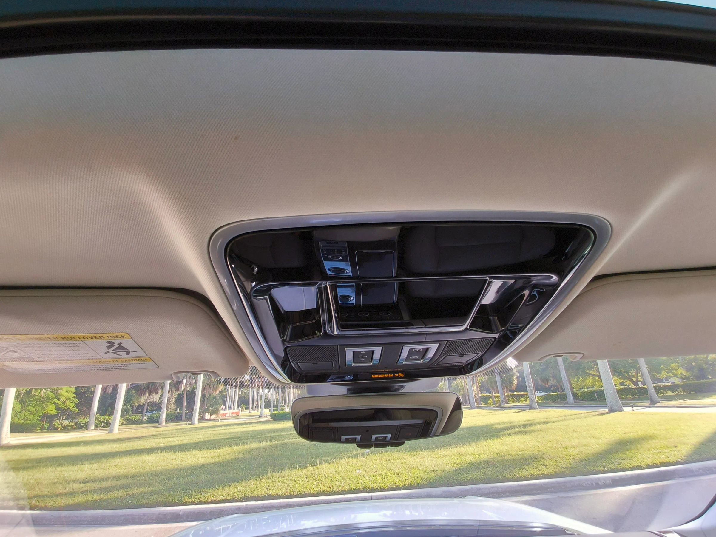 Used 2017 Land Rover Range Rover Supercharged image 23