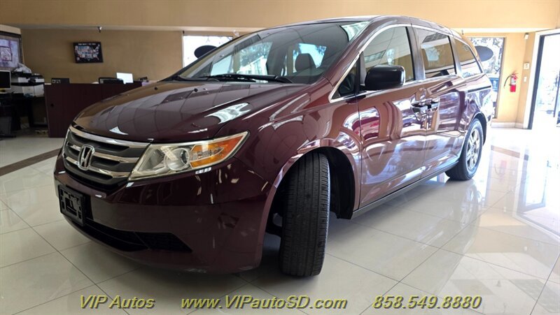 Used 2012 Honda Odyssey LX image 2