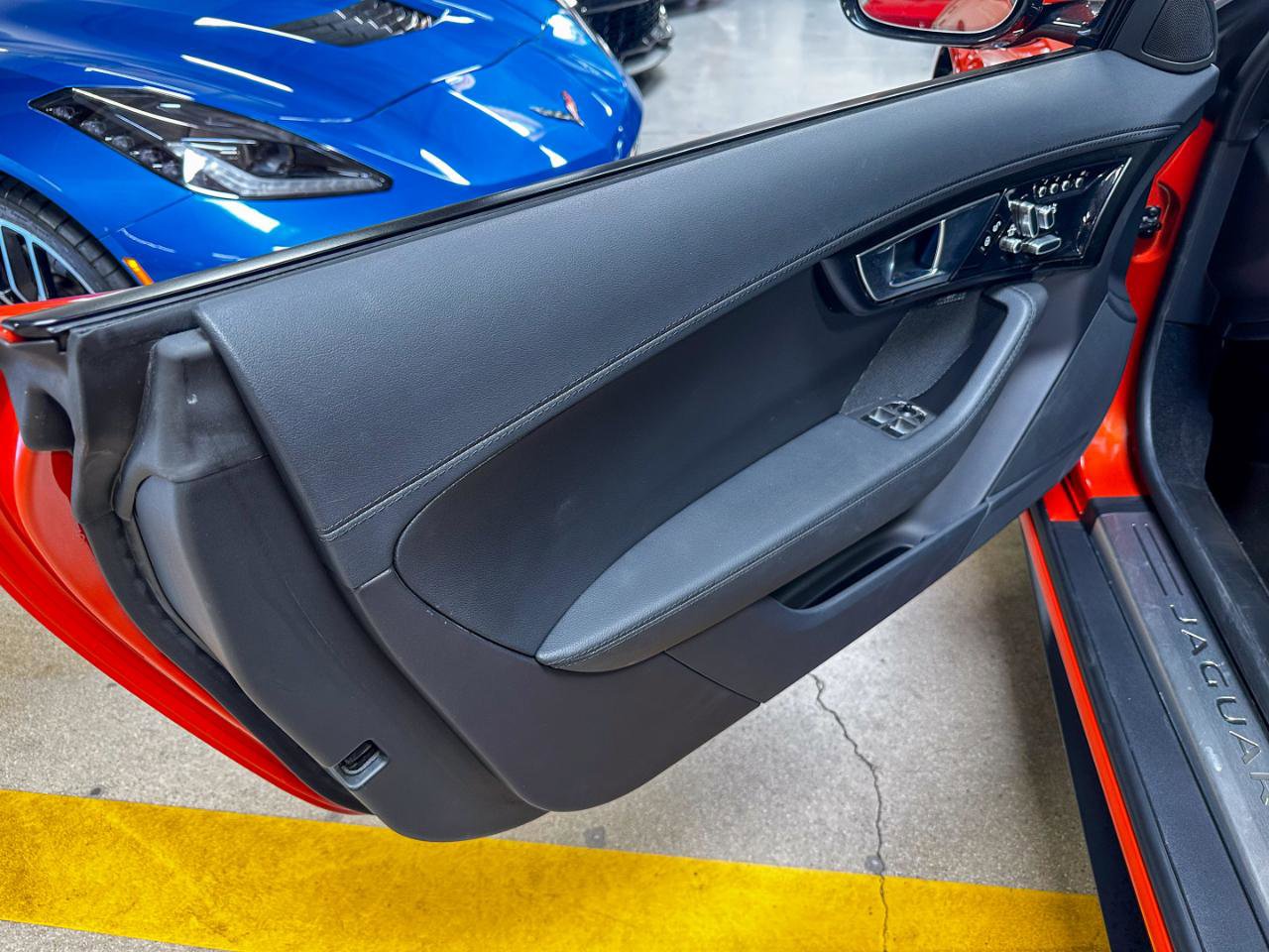 Used 2014 Jaguar F-TYPE S RWD image 25