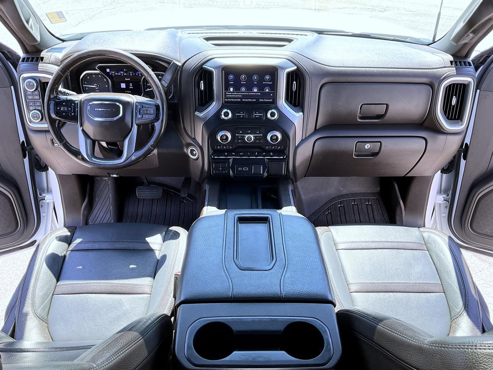 Used 2020 GMC Sierra 2500 Denali w/ Denali Ultimate Package AWD/4WD image 12
