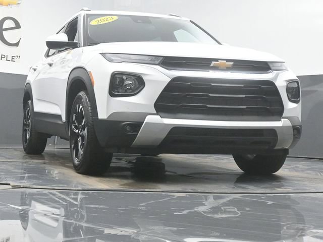 Used 2023 Chevrolet TrailBlazer LT image 3