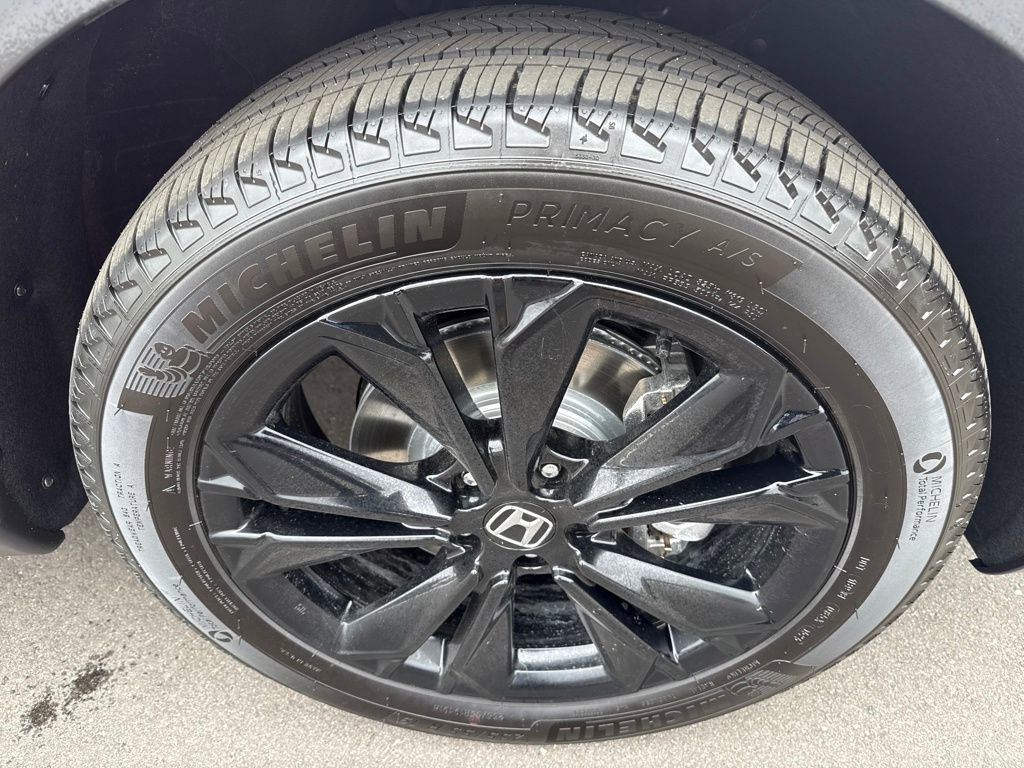 Used 2025 Honda CR-V Sport Touring image 31