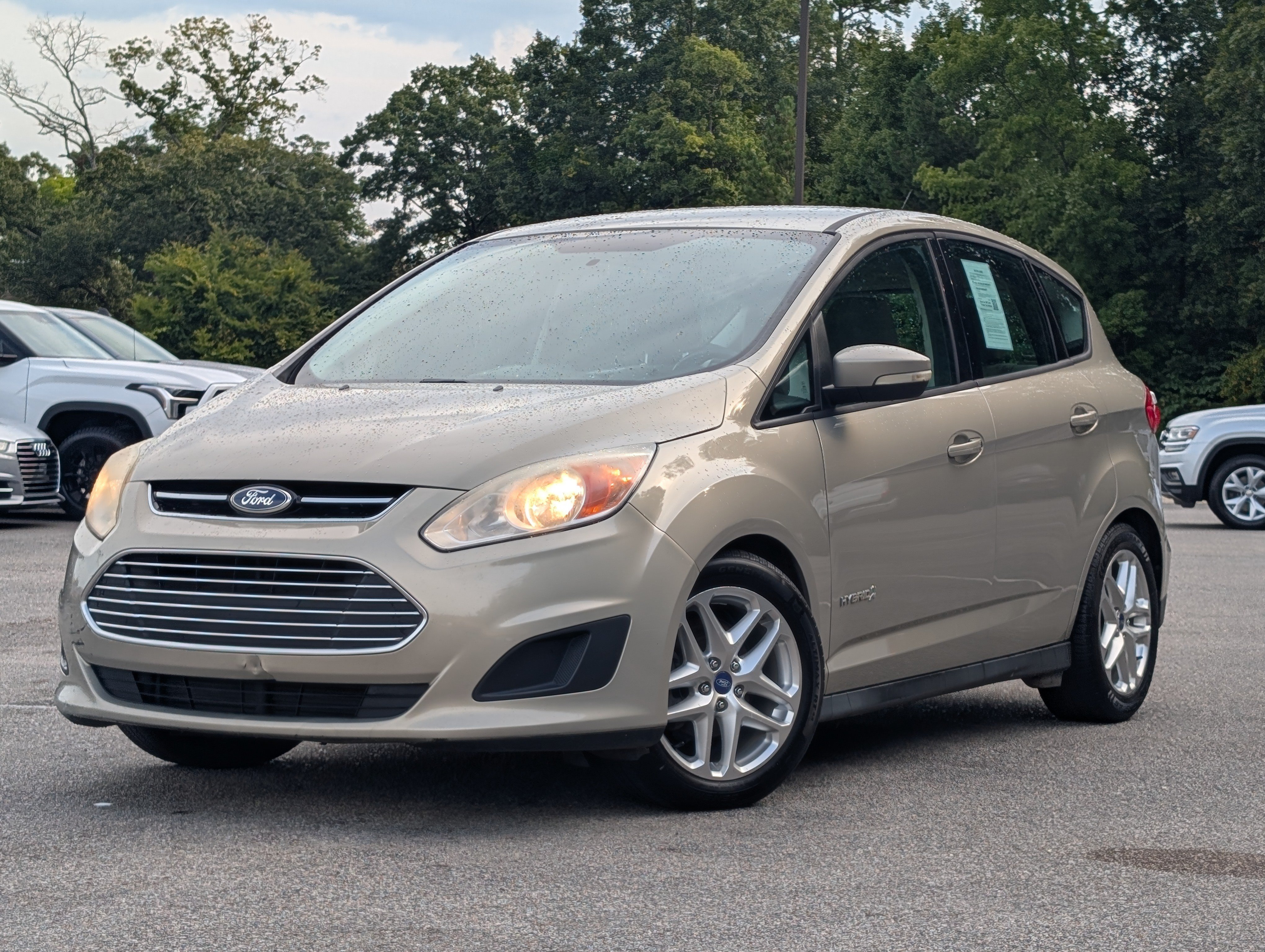 Used 2015 Ford C-MAX SE w/ Equipment Group 201A FWD image 4