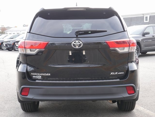 Used 2019 Toyota Highlander XLE image 5