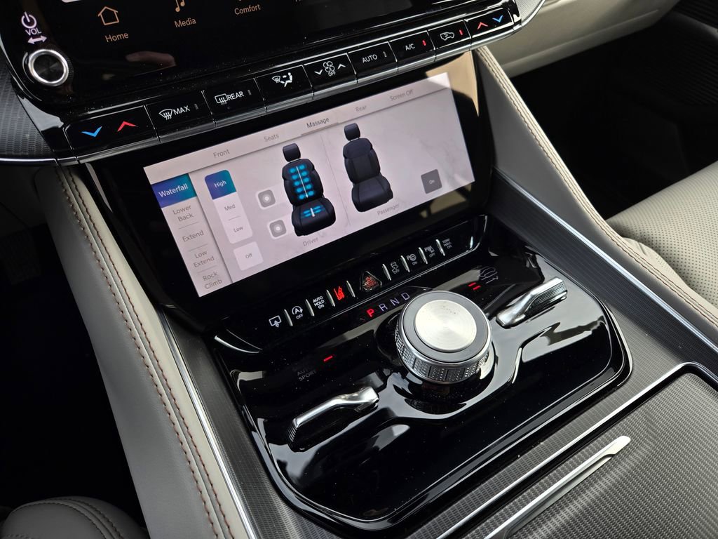 New 2026 Jeep Grand Wagoneer Summit image 23