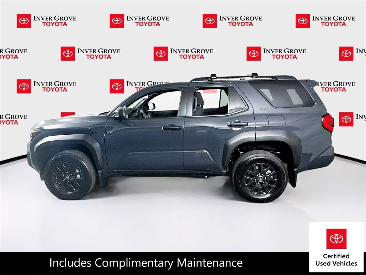 Certified 2026 Toyota 4Runner SR5 AWD/4WD image 8
