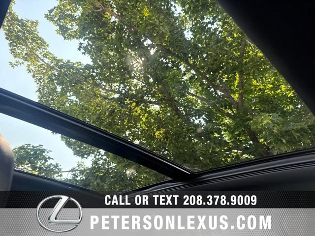 Used 2023 Cadillac XT5 Sportv w/ Technology Package AWD/4WD image 14