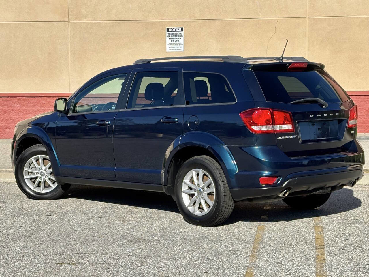 Used 2014 Dodge Journey SXT w/ Flexible Seating Group image 5