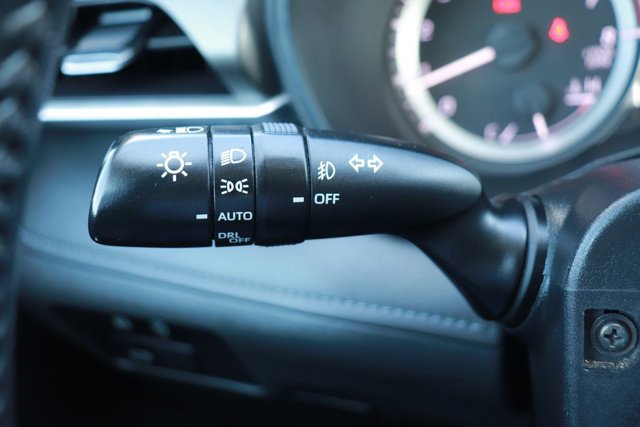 Used 2024 Toyota Highlander LE image 22