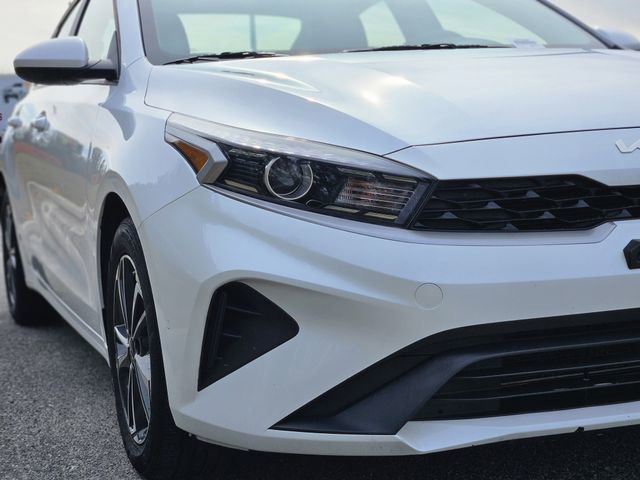 Used 2024 Kia Forte LXS image 9