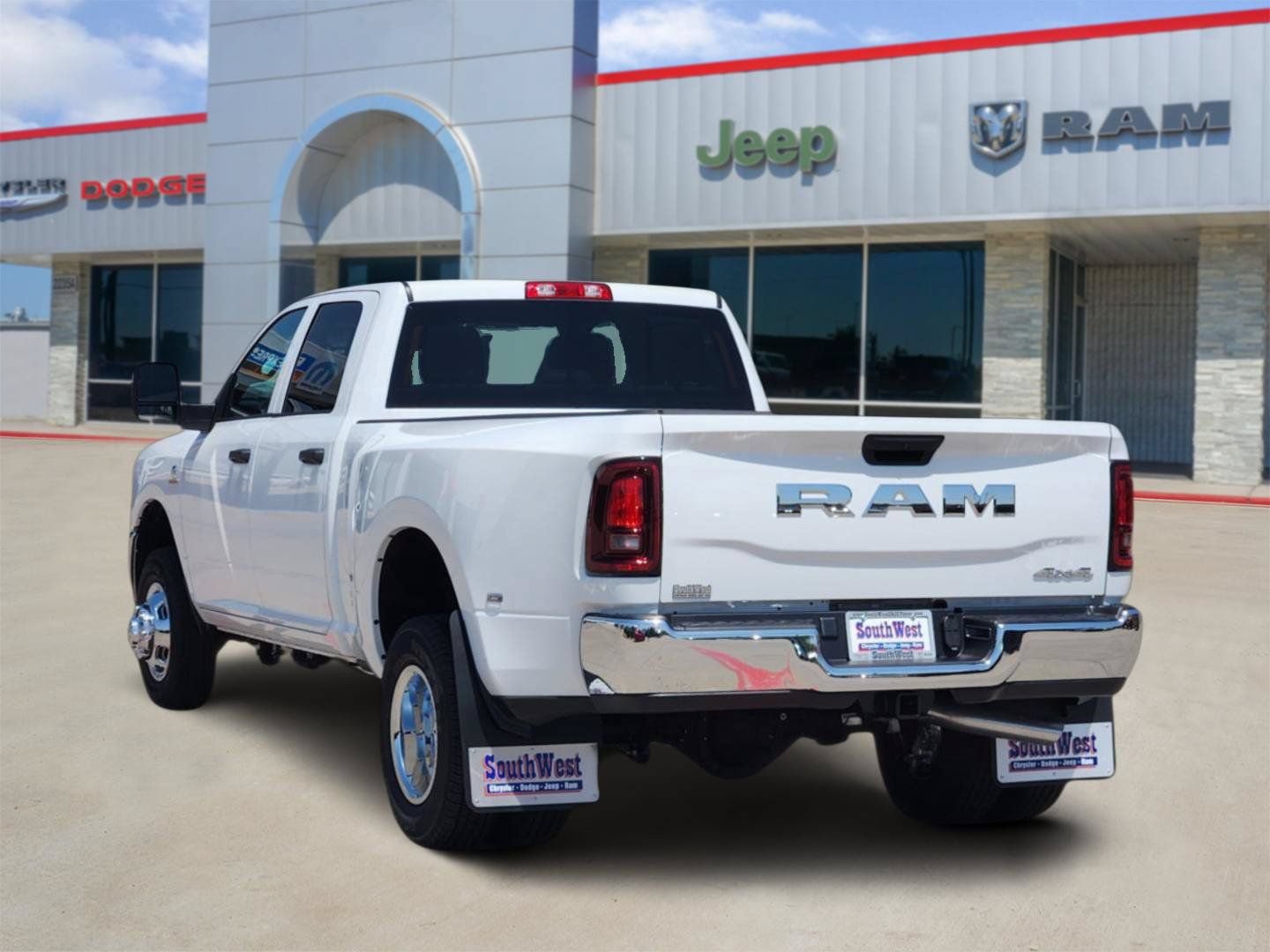 New 2026 RAM 3500 Tradesman w/ Chrome Appearance Group A AWD/4WD image 4