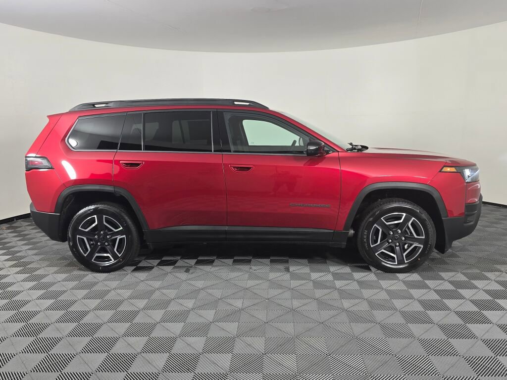 New 2026 Jeep Cherokee Laredo image 3