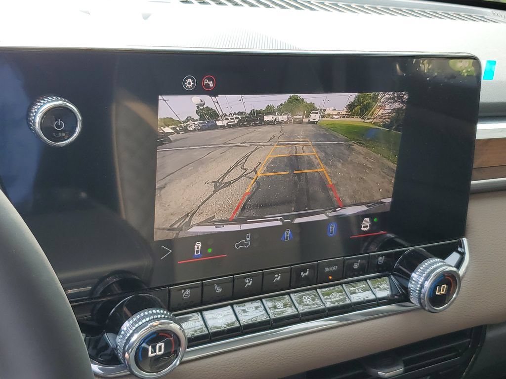 New 2026 GMC Canyon Denali w/ LPO, Black Badging Package AWD/4WD image 25