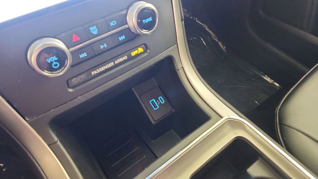 Certified 2022 Ford Edge SEL w/ Convenience Package image 18